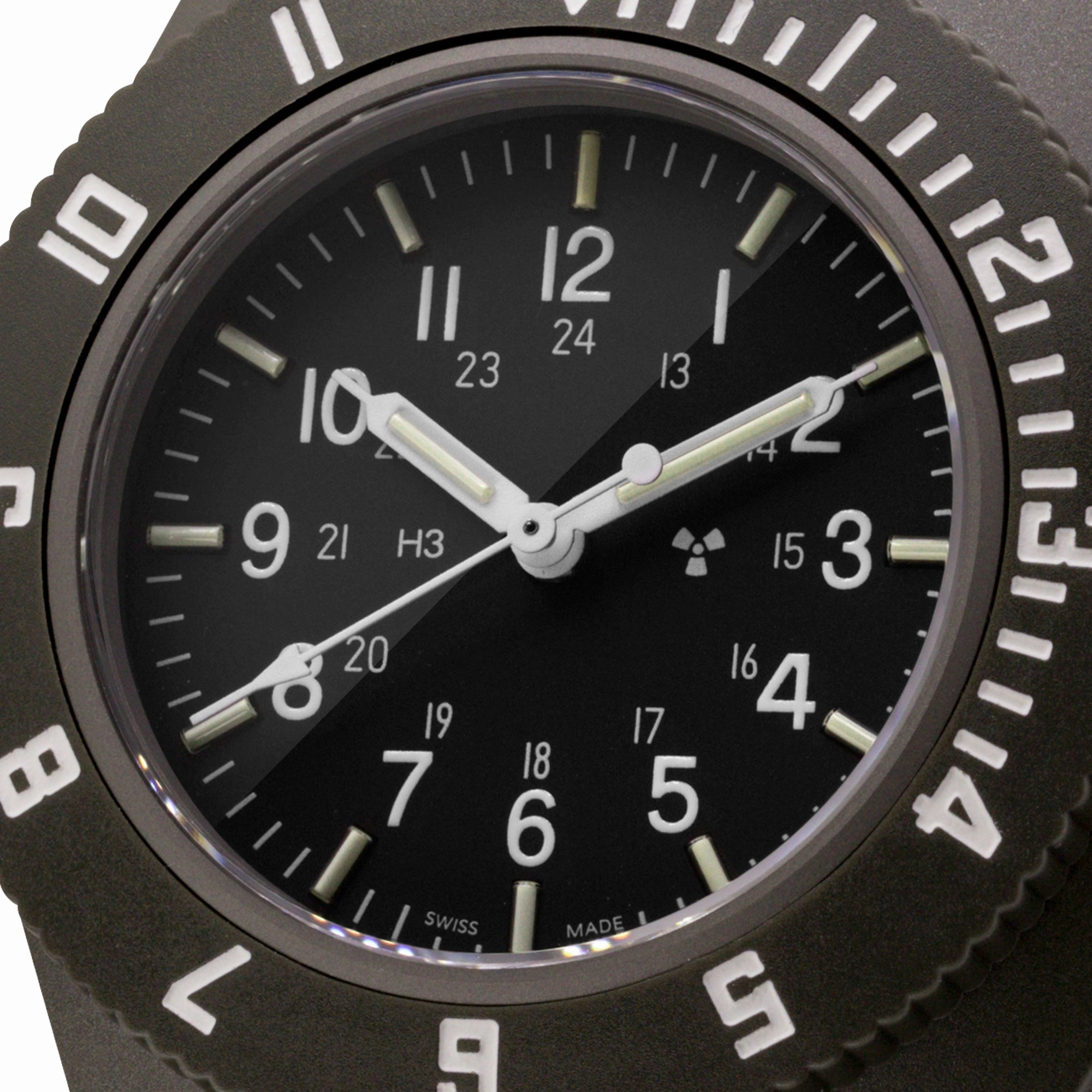 41mm Sage Green Pilot's Navigator (Quartz)
