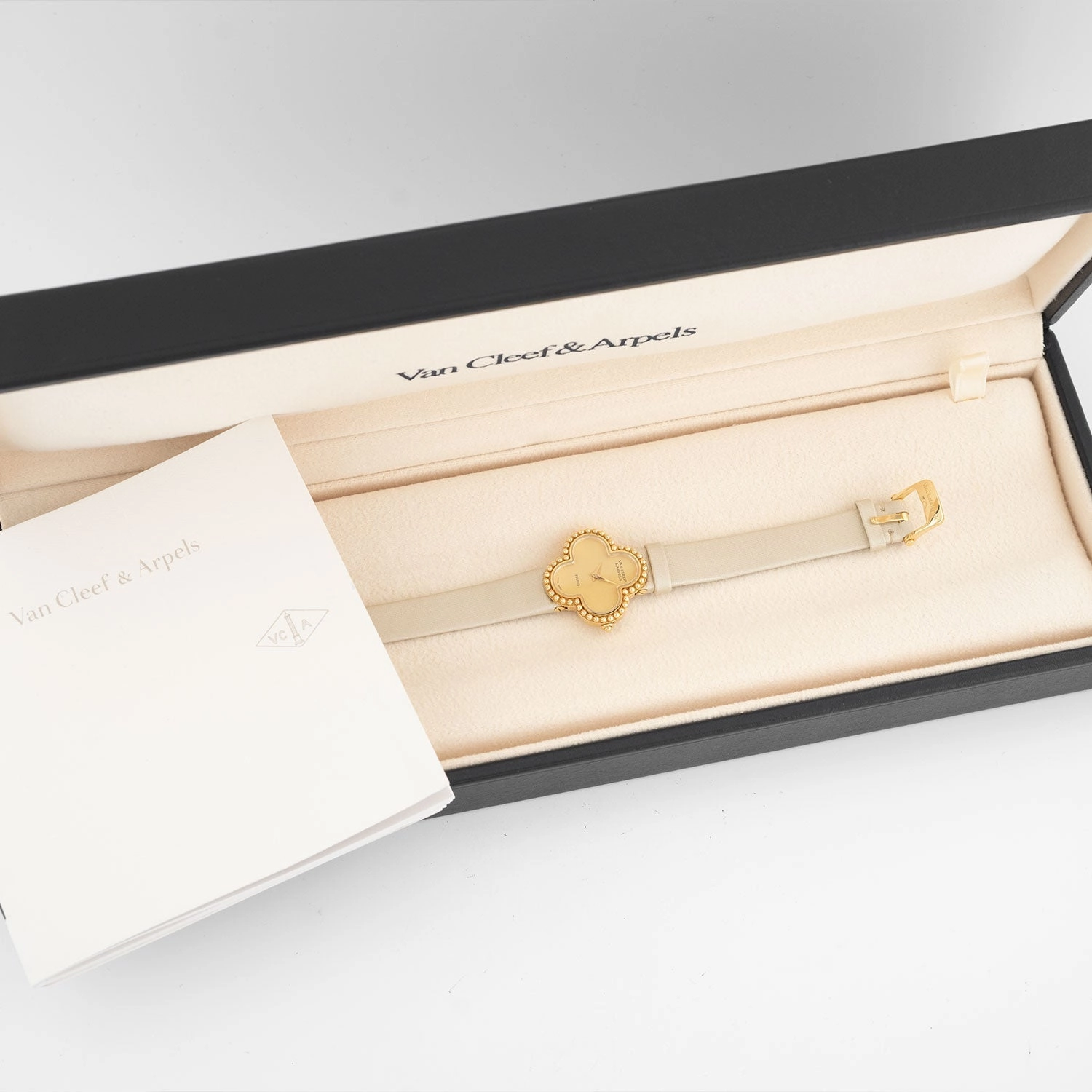 Alhambra Wristwatch 18K Yellowgold  - 122974/WTYB00B2