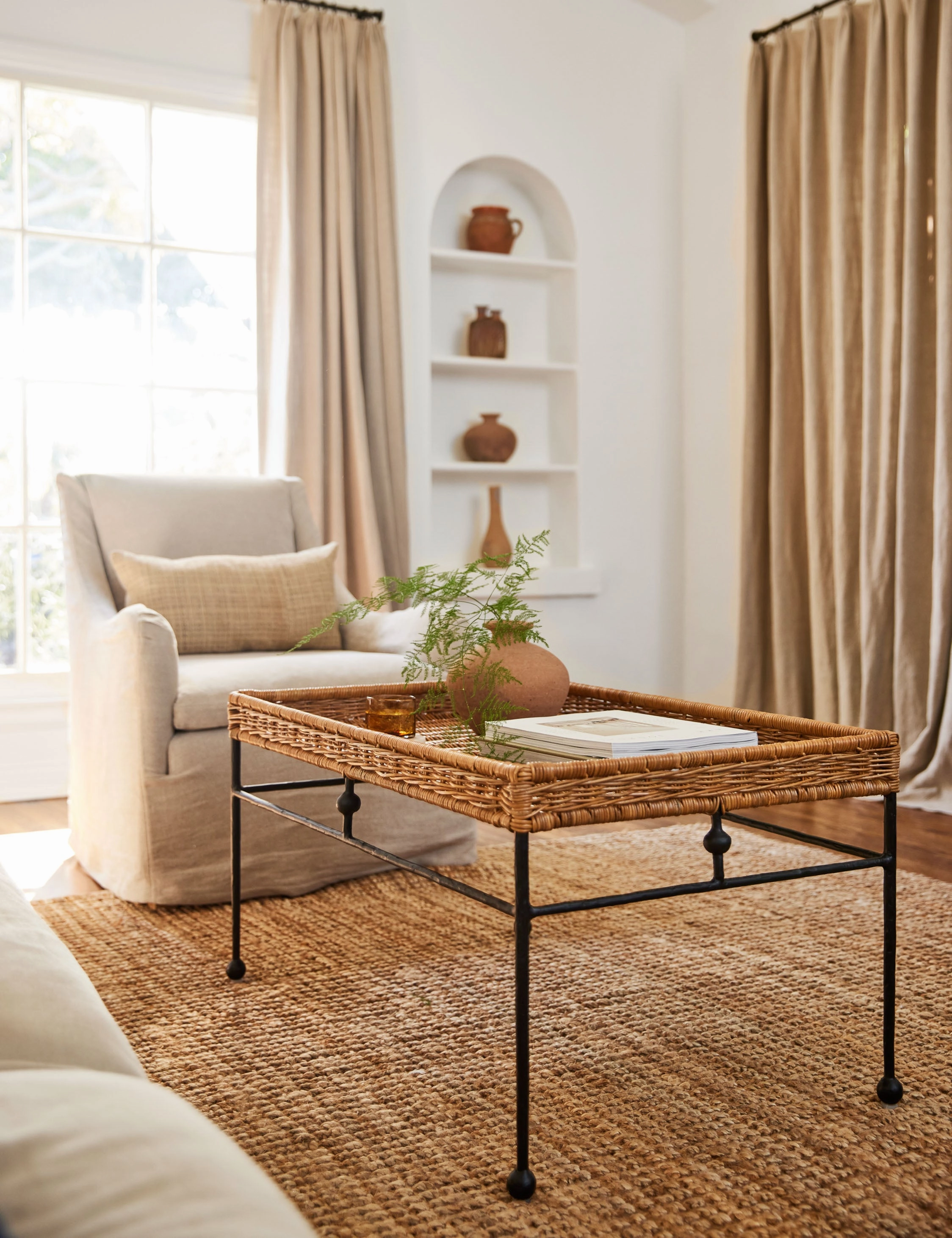 Bonnet Indoor / Outdoor Coffee Table