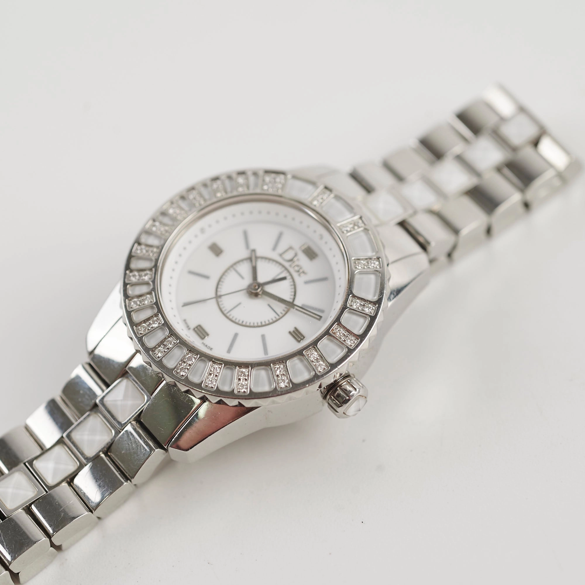 Christian Dior Crystal White Sapphire 28MM Watch CD112113M001