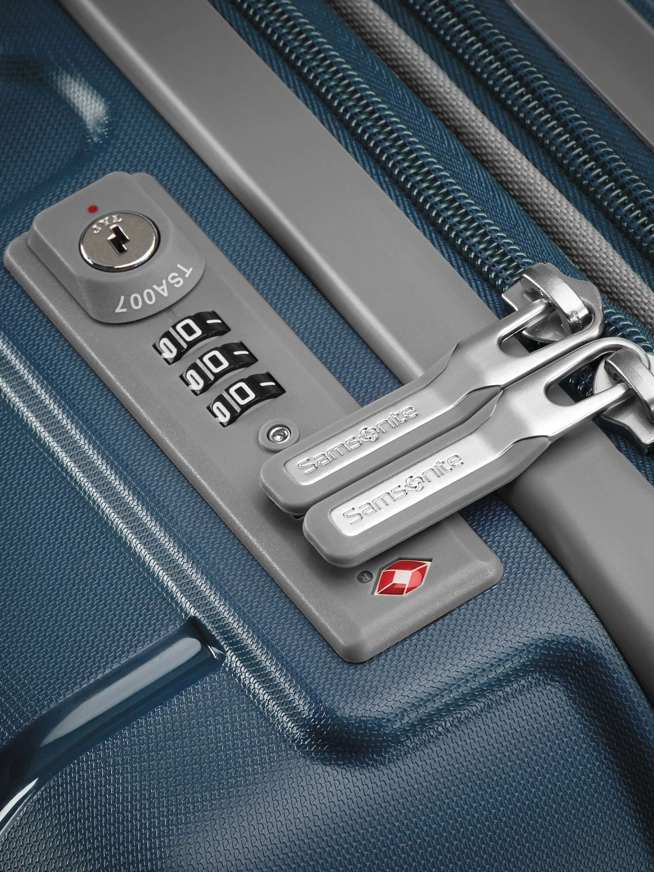 Freeform Carry-On Spinner 21"