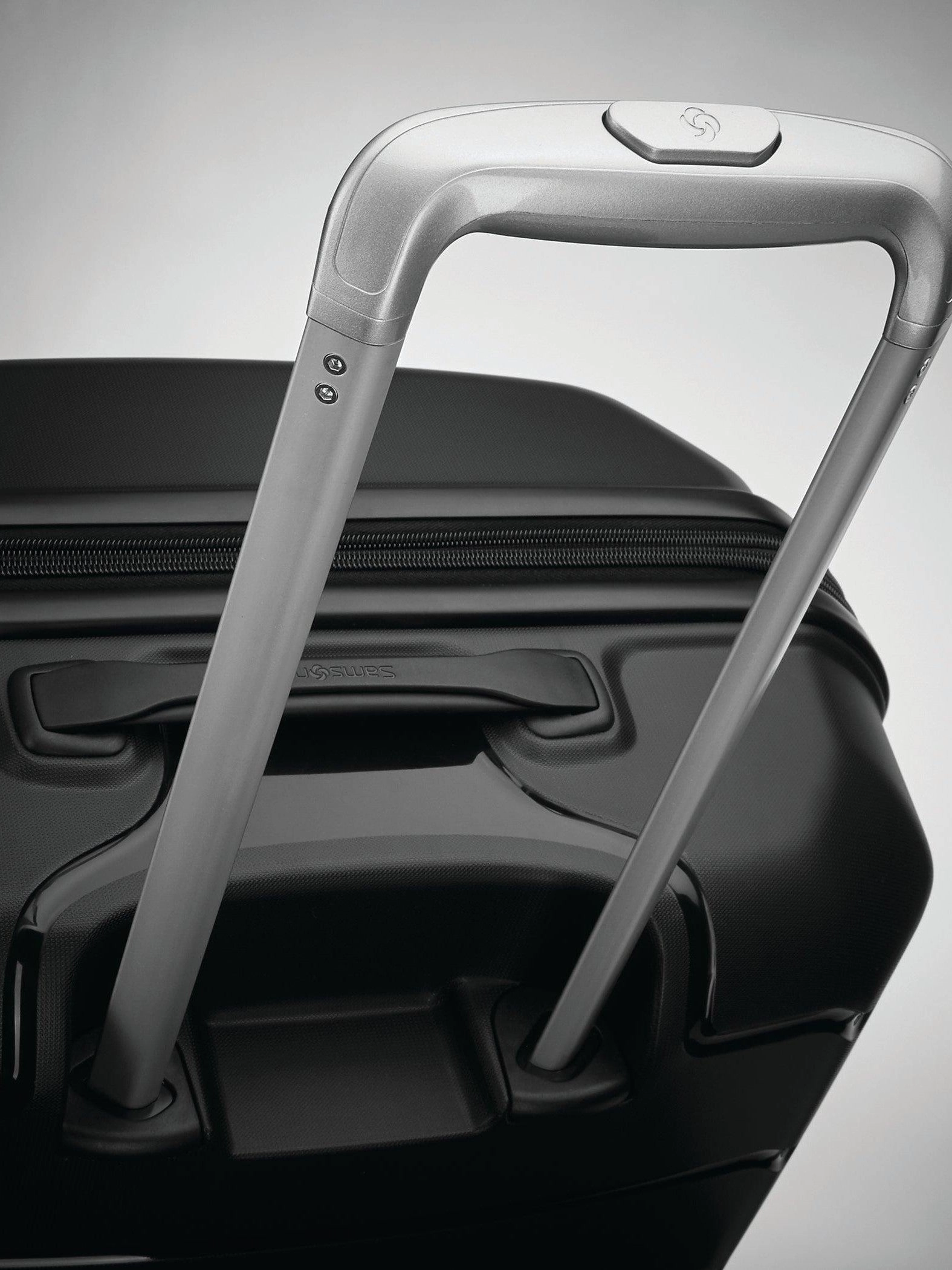 Freeform Carry-On Spinner 21"