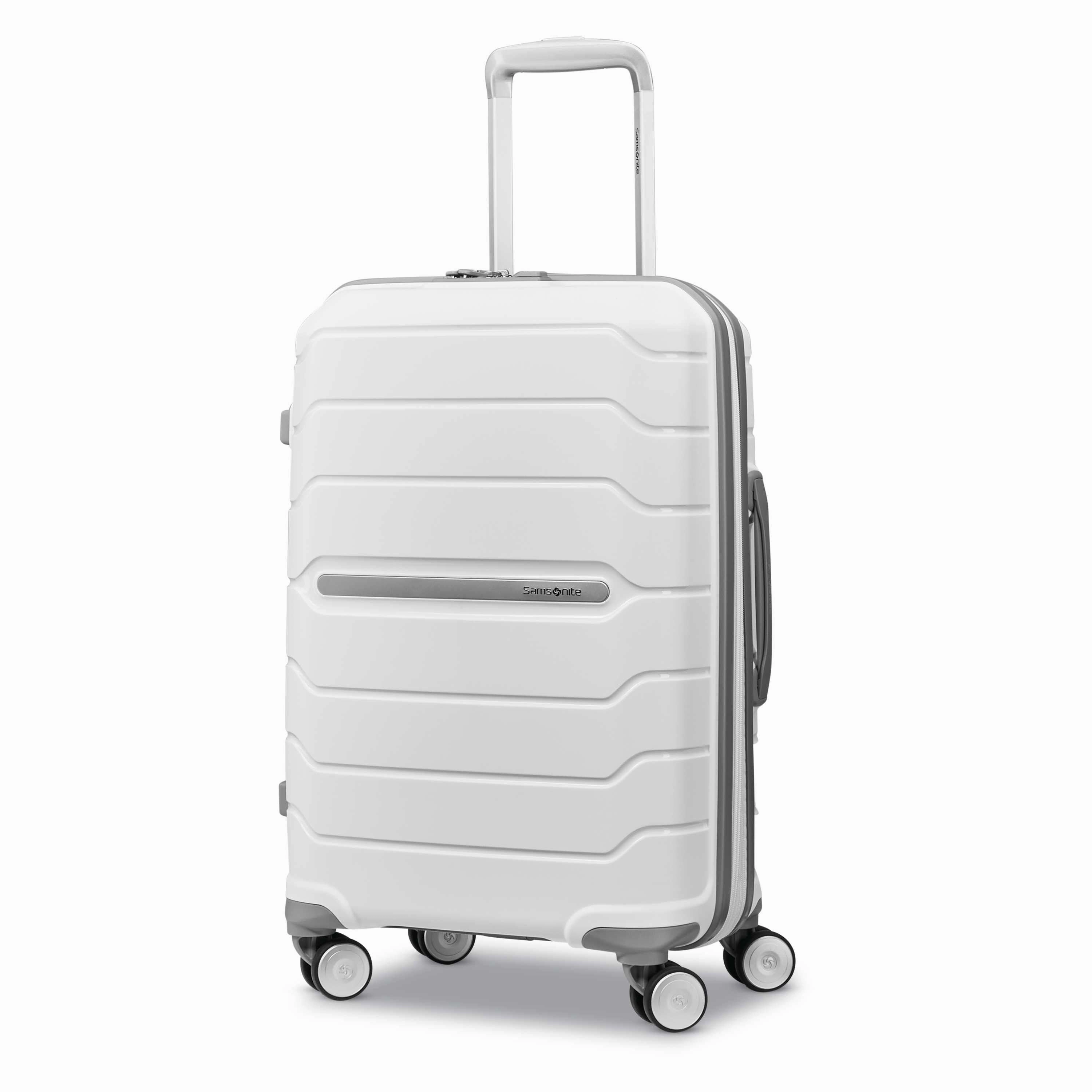Freeform Carry-On Spinner 21"