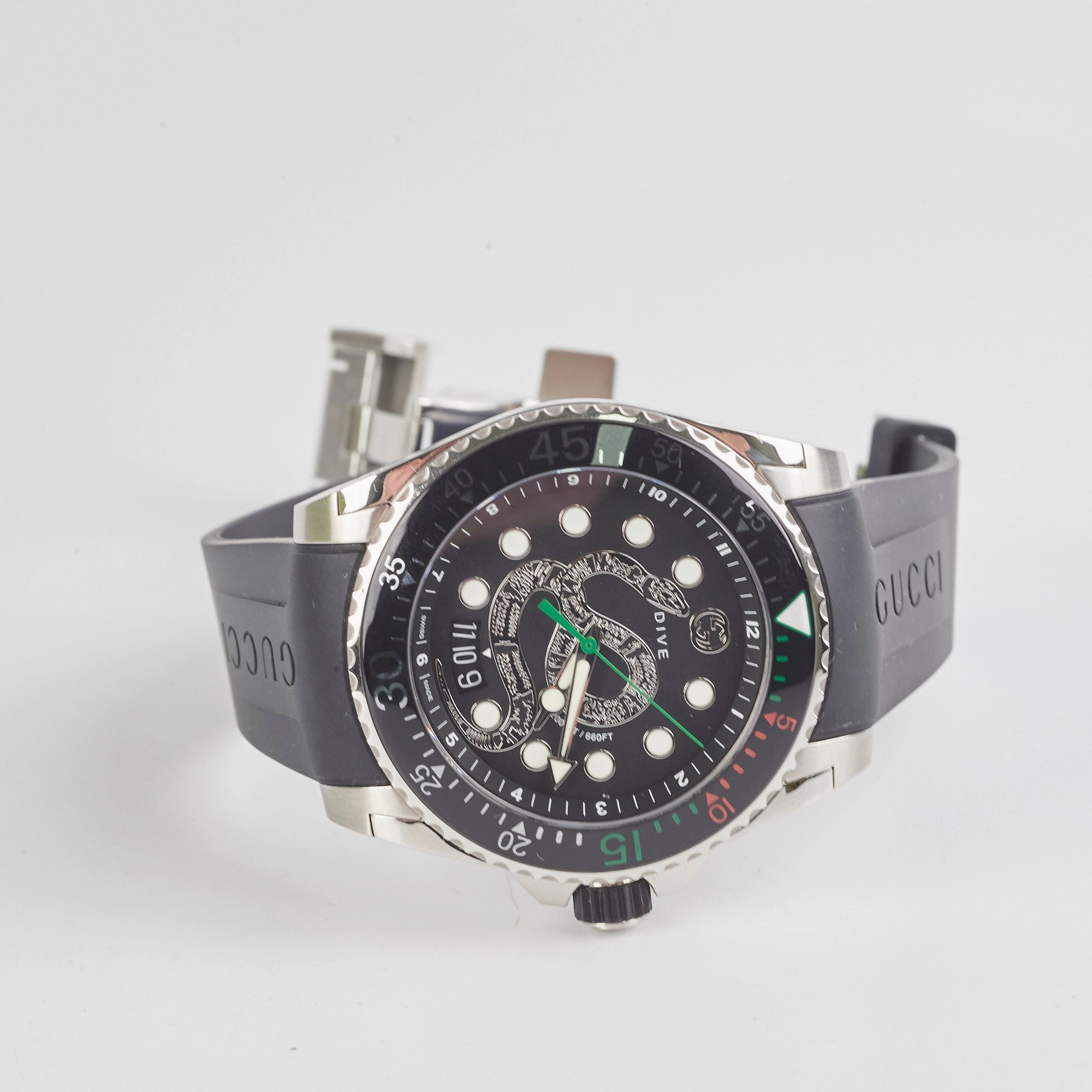Gucci Dive Stainless Steel Men's Watch 40mm
