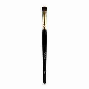 LA Girl Pro Brush Small Shader Brush