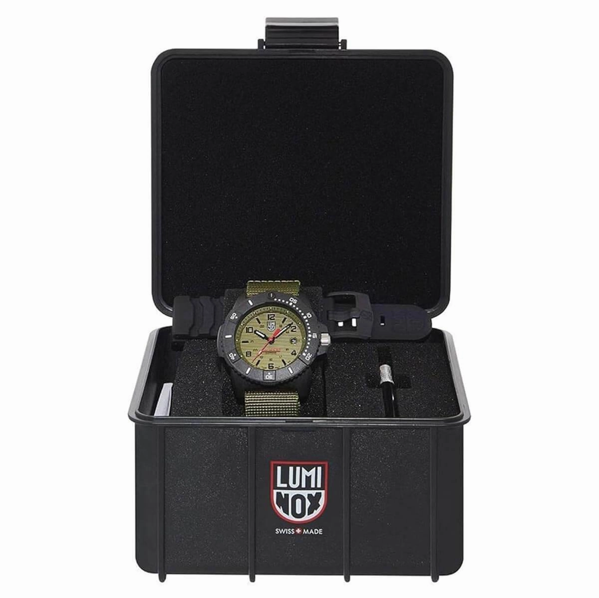 Luminox Men's Quartz Watch - Navy Seal 3600 Series Green Dial Strap Dive | 3617
