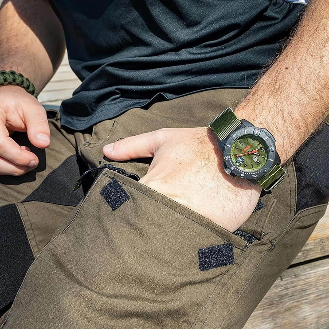 Luminox Men's Quartz Watch - Navy Seal 3600 Series Green Dial Strap Dive | 3617
