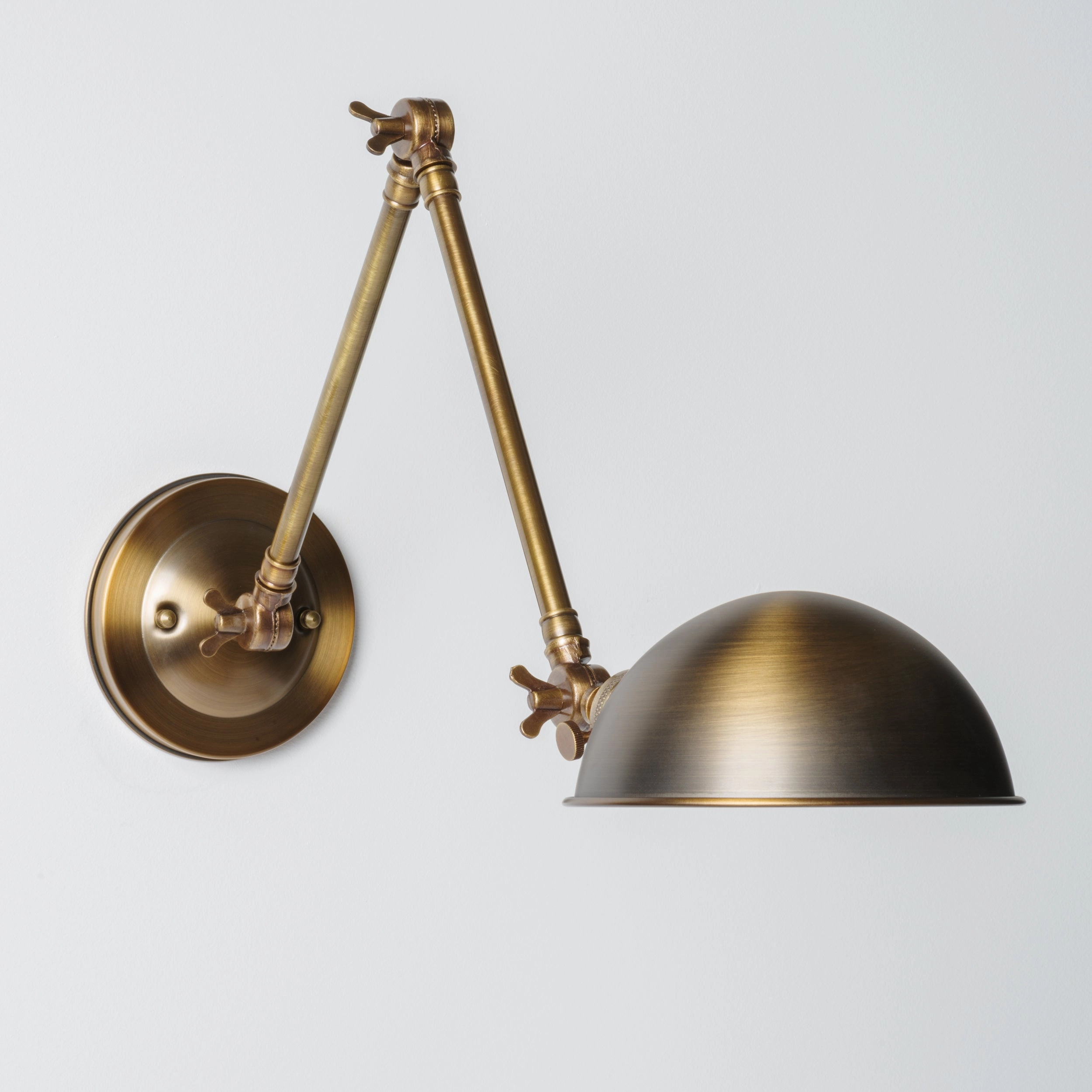 Osborn | Adjustable Arms Sconce