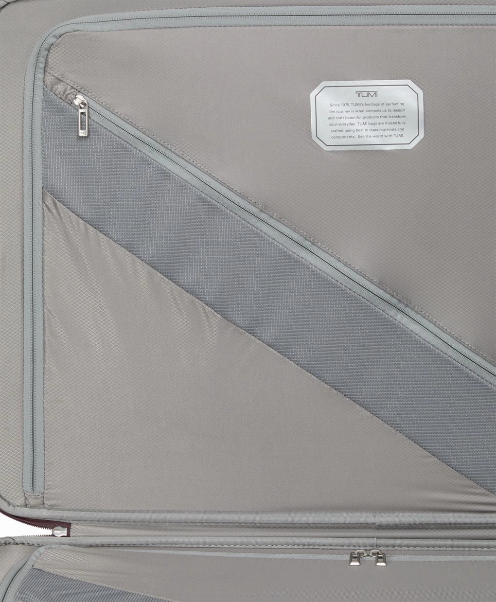 Tumi 19 Degree Lite Extended Trip 4 Wheeled Packing Case