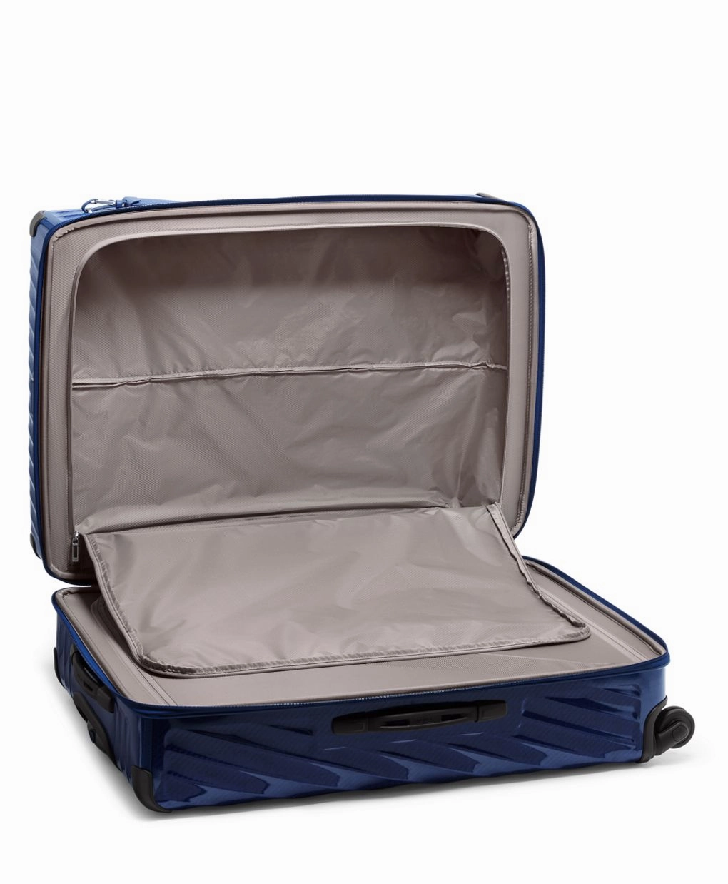 Tumi 19 Degree Lite Extended Trip 4 Wheeled Packing Case