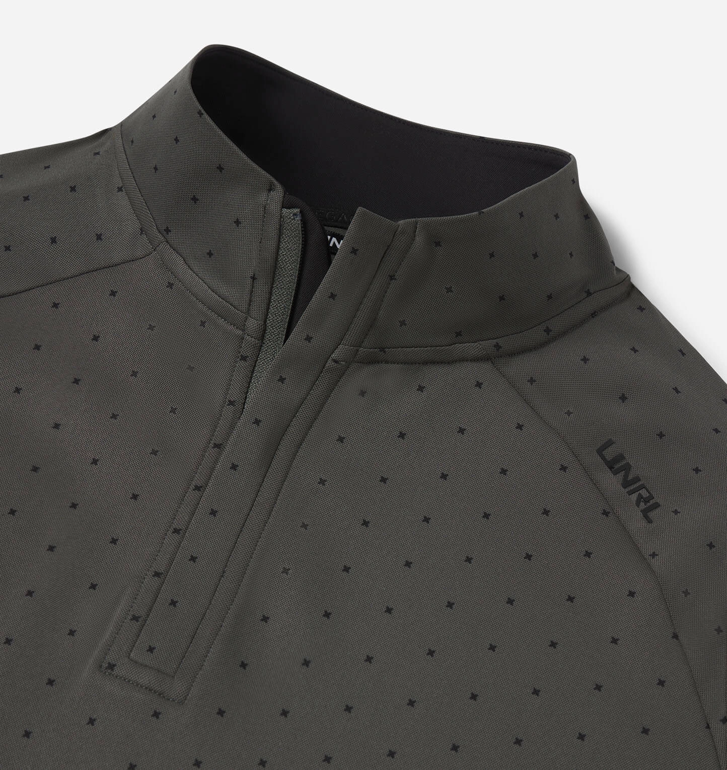 UNRL Highlands Quarter Zip